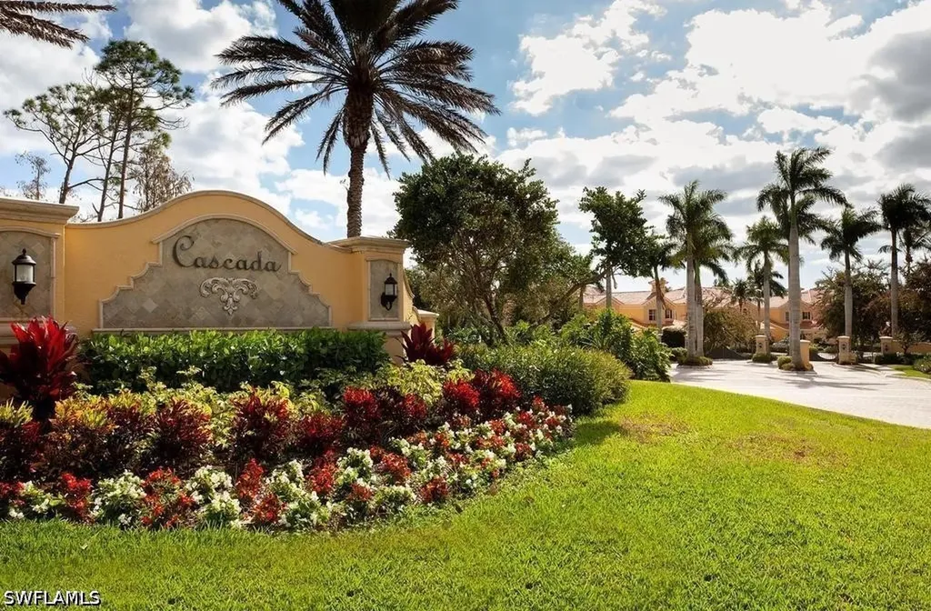 9079 Cascada Way Naples FL 34114