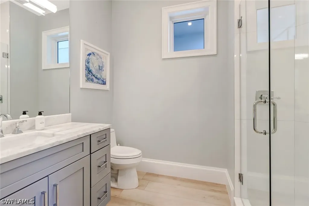 5130 Alpha Court Naples FL 34105