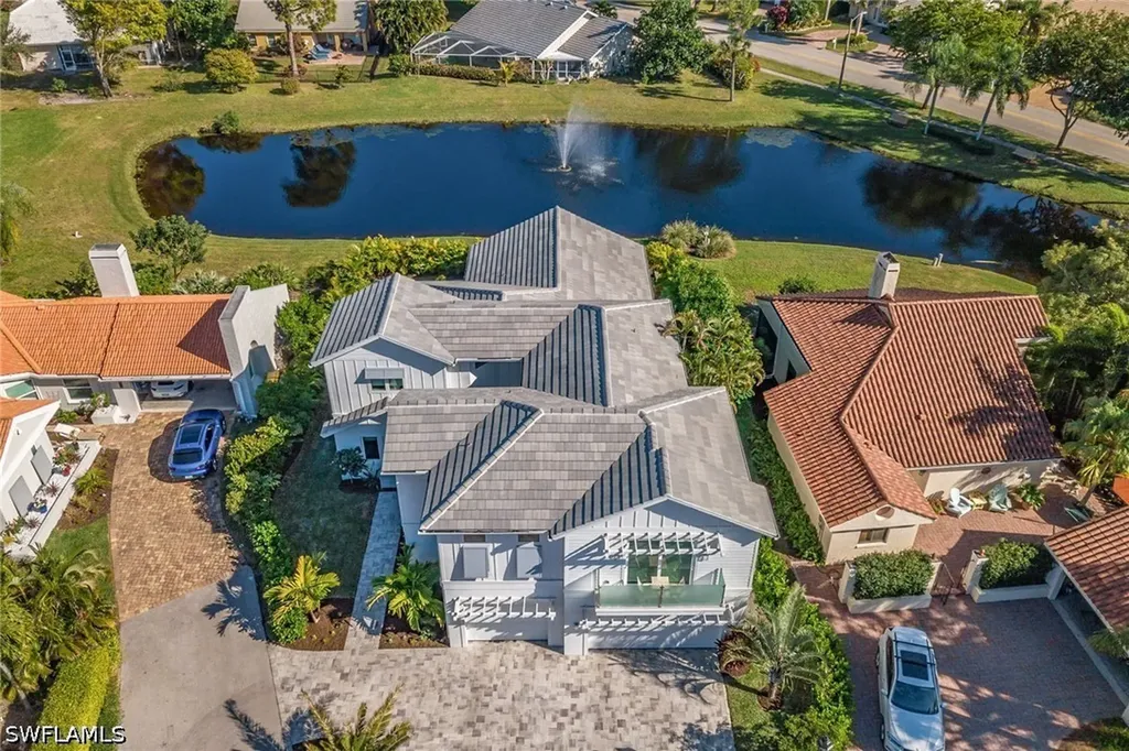 5130 Alpha Court Naples FL 34105