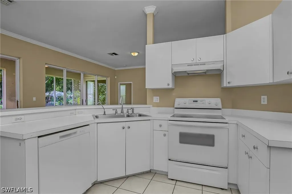 11082 Lakeland Circle Fort Myers FL 33913