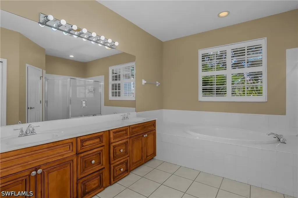11082 Lakeland Circle Fort Myers FL 33913