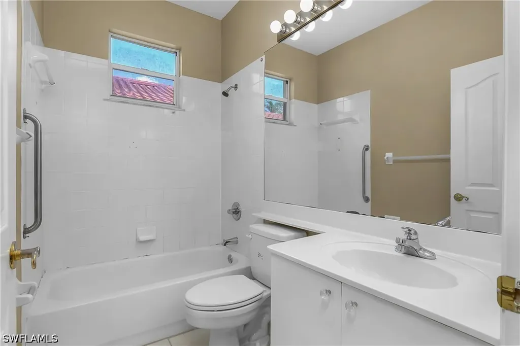 11082 Lakeland Circle Fort Myers FL 33913