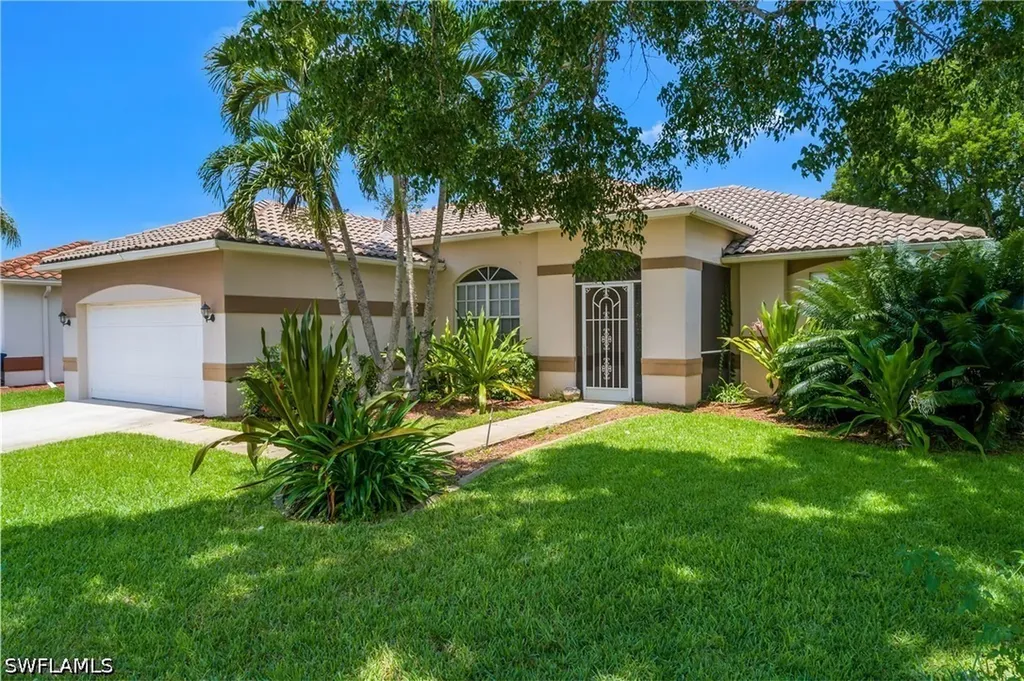 11082 Lakeland Circle Fort Myers FL 33913