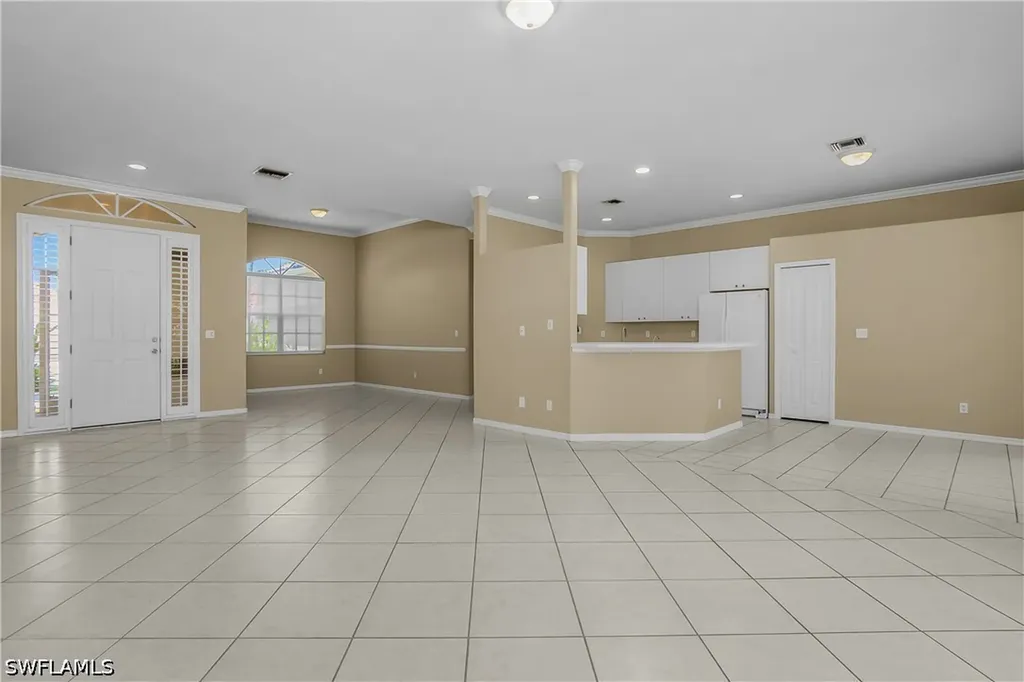 11082 Lakeland Circle Fort Myers FL 33913