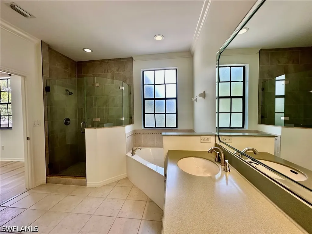 15031 Summit Place Circle Naples FL 34119