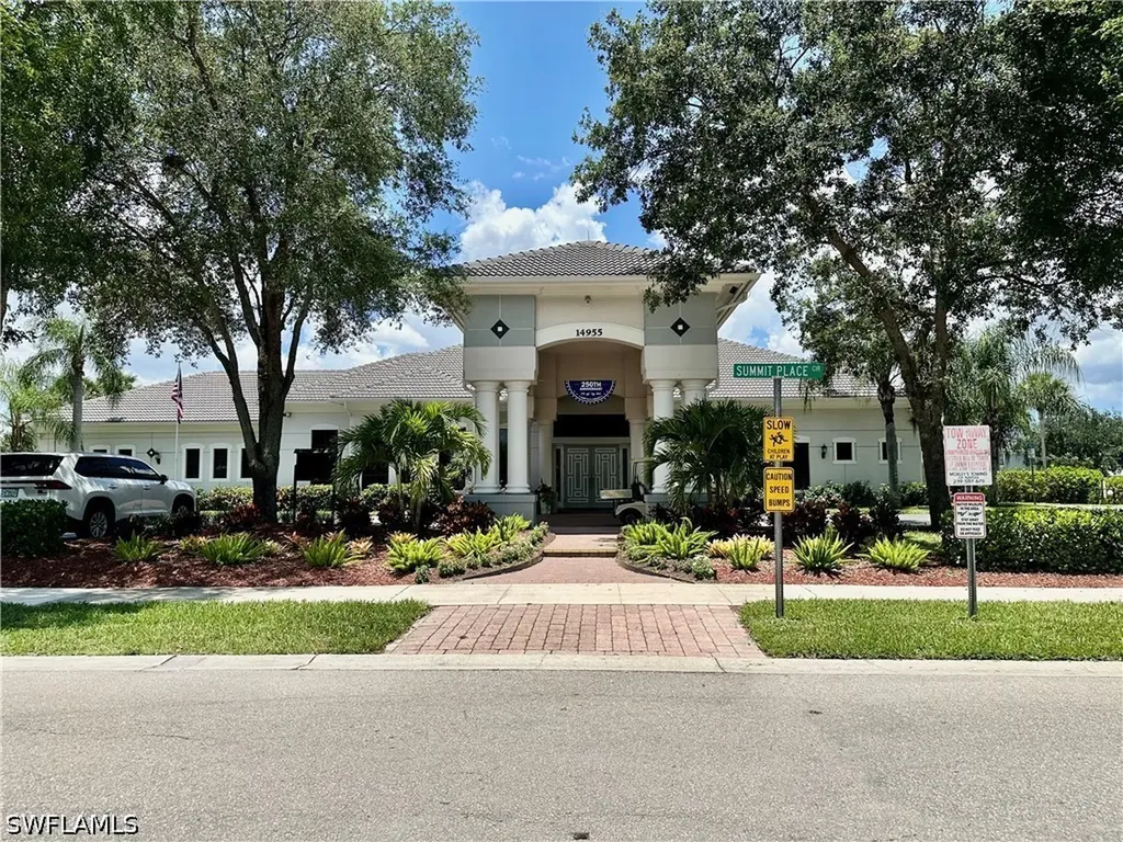 15031 Summit Place Circle Naples FL 34119