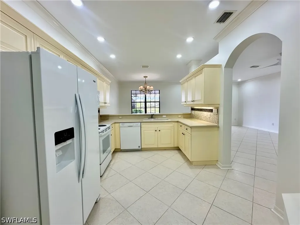 15031 Summit Place Circle Naples FL 34119