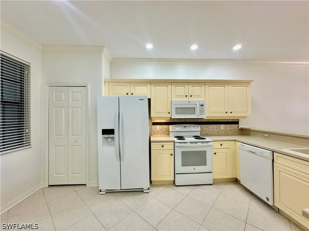 15031 Summit Place Circle Naples FL 34119