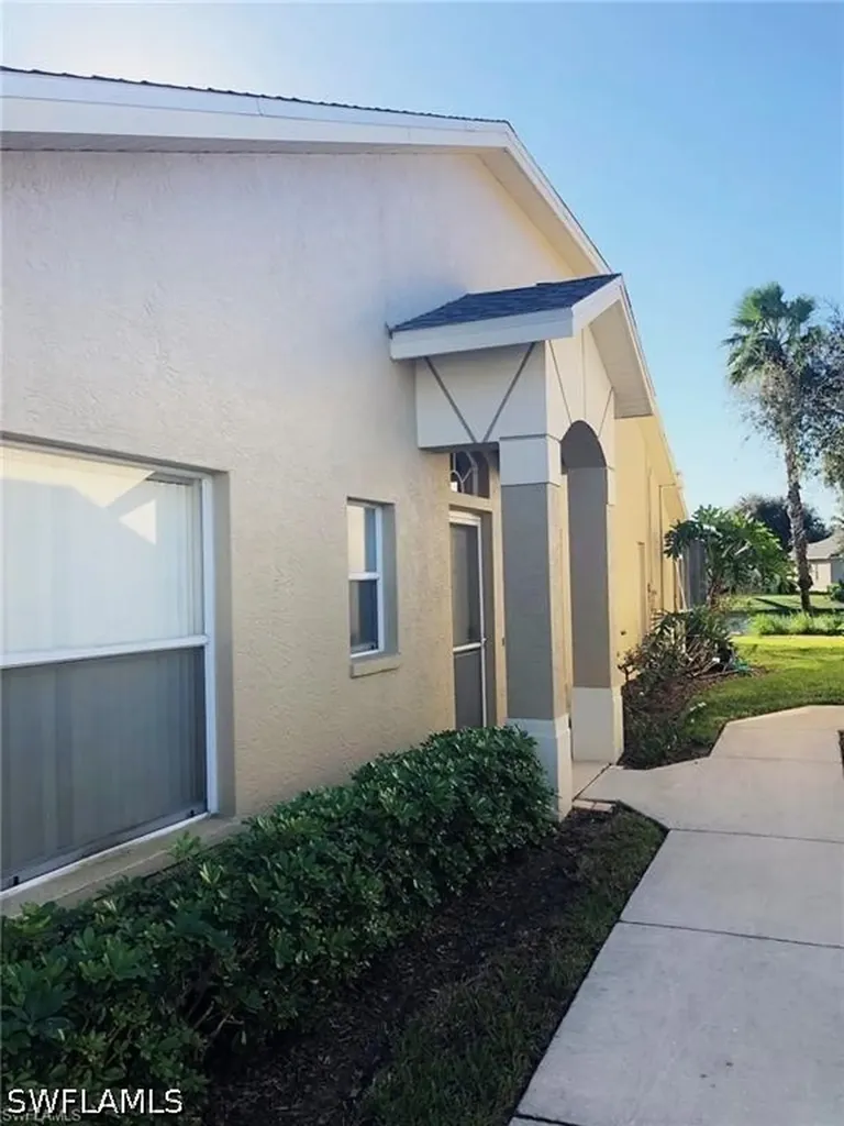 8216 Ibis Cove Circle Naples FL 34119