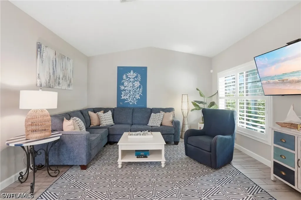764 94th Avenue N Naples FL 34108