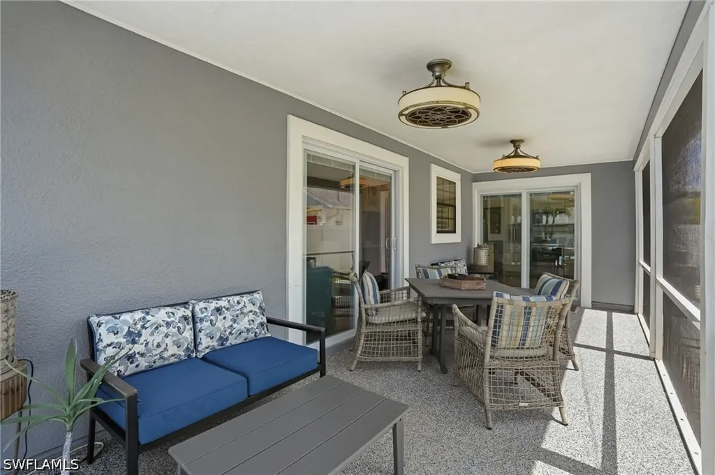 764 94th Avenue N Naples FL 34108