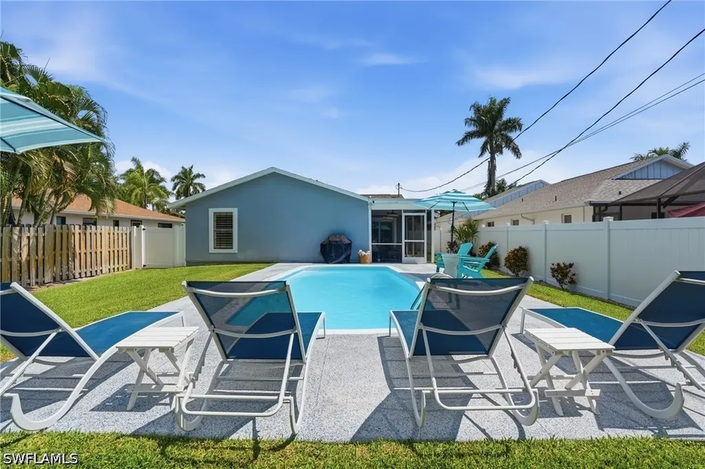 764 94th Avenue N Naples FL 34108