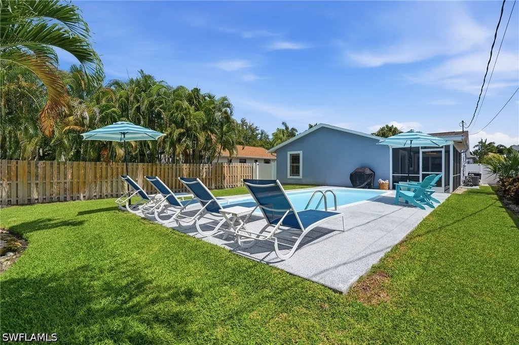 764 94th Avenue N Naples FL 34108