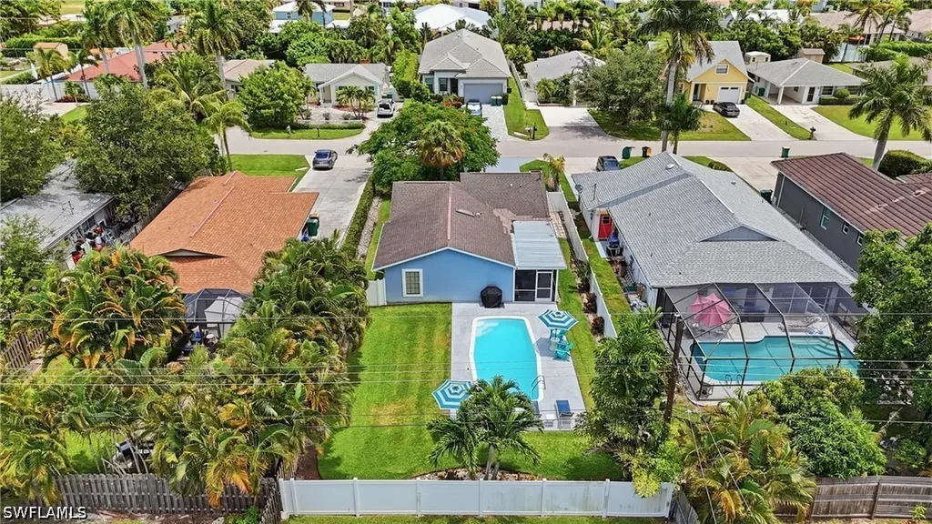 764 94th Avenue N Naples FL 34108
