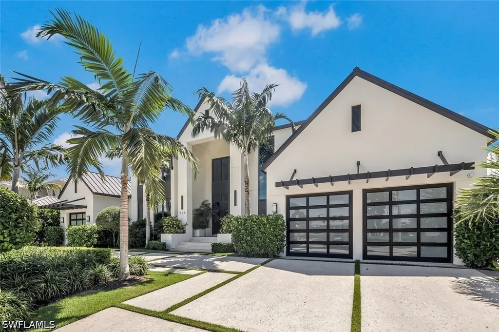 556 17th Avenue S Naples FL 34102