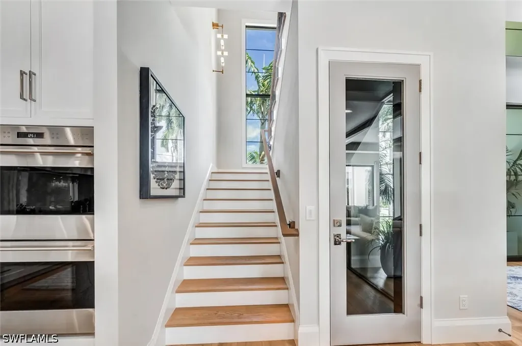 556 17th Avenue S Naples FL 34102
