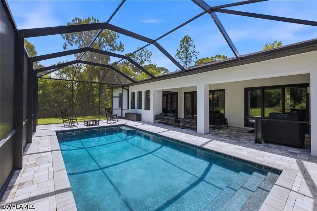 829 16th Avenue SW Naples FL 34117