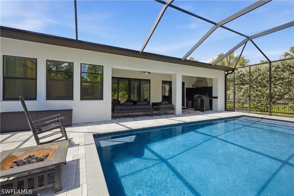 829 16th Avenue SW Naples FL 34117