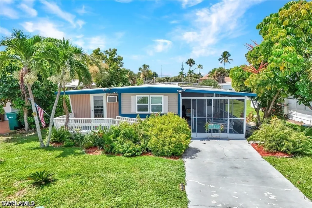522 Menton Lane Naples FL 34112
