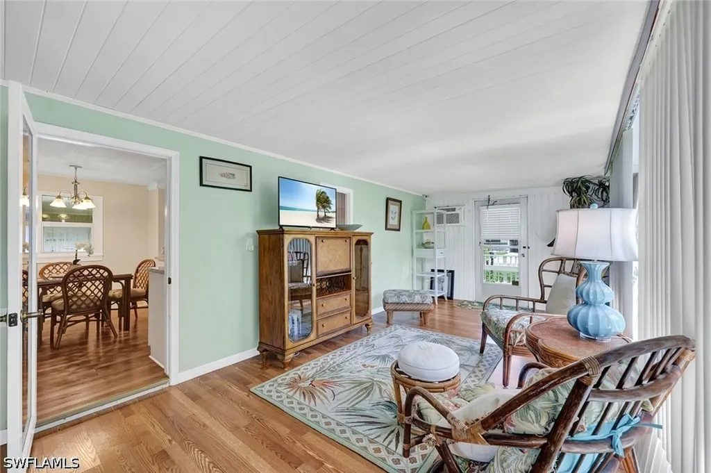 522 Menton Lane Naples FL 34112