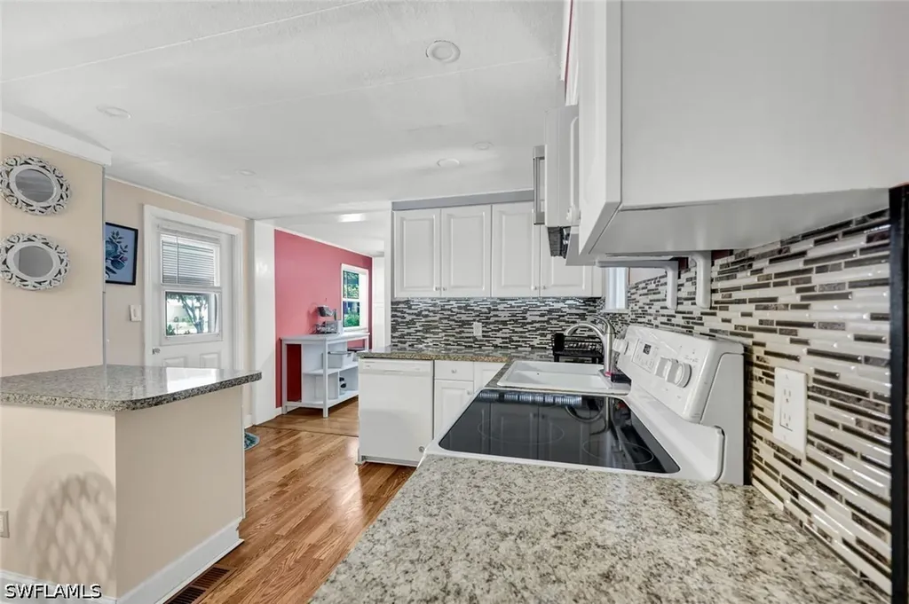 522 Menton Lane Naples FL 34112