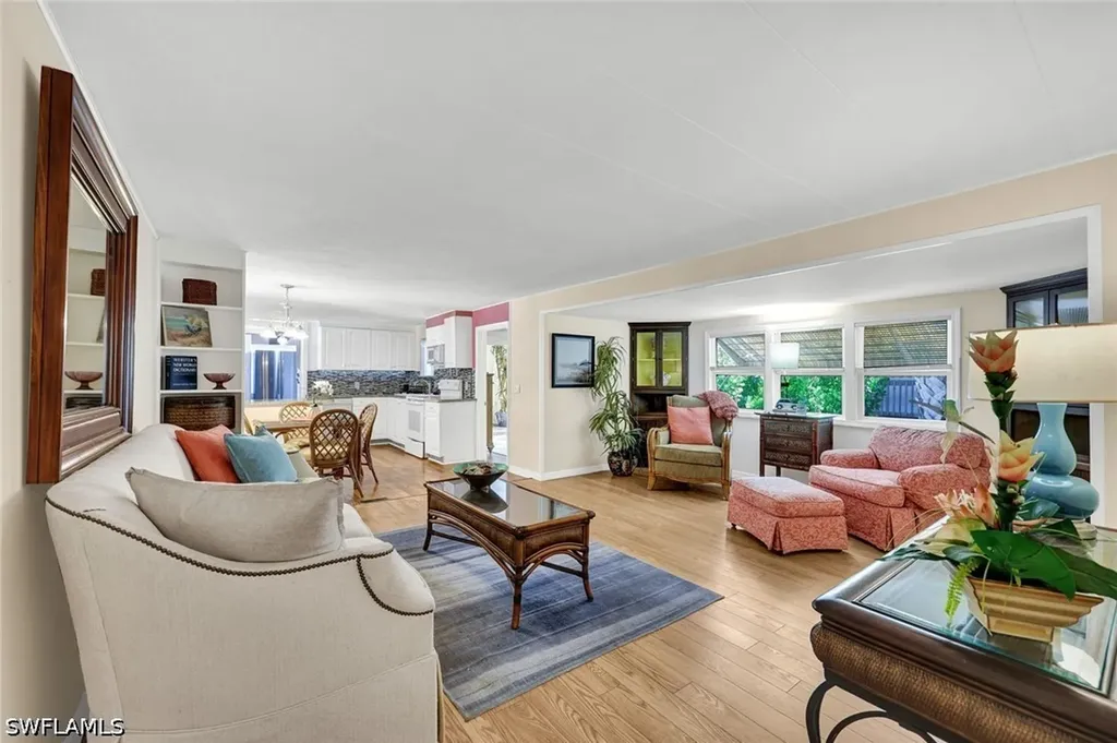 522 Menton Lane Naples FL 34112