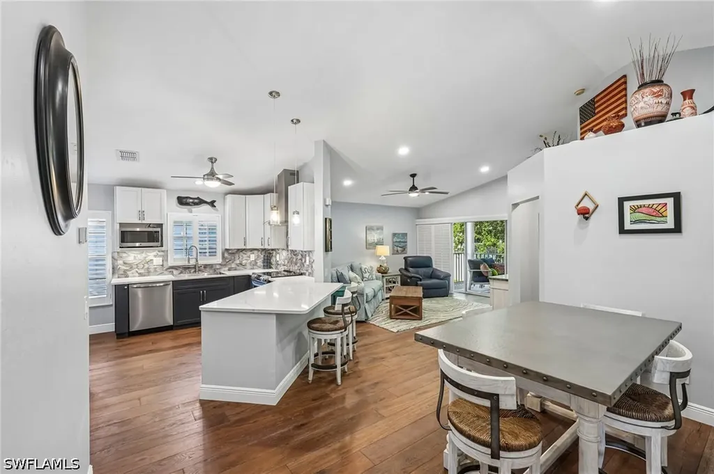 3710 Fieldstone Boulevard Naples FL 34109