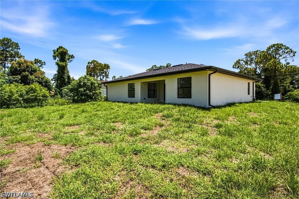 739 Fullerton Avenue S Lehigh Acres FL 33974