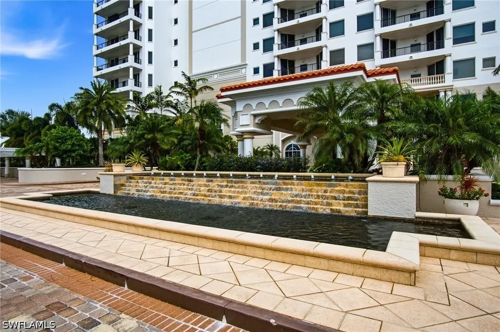 1060 Borghese Lane Naples FL 34114
