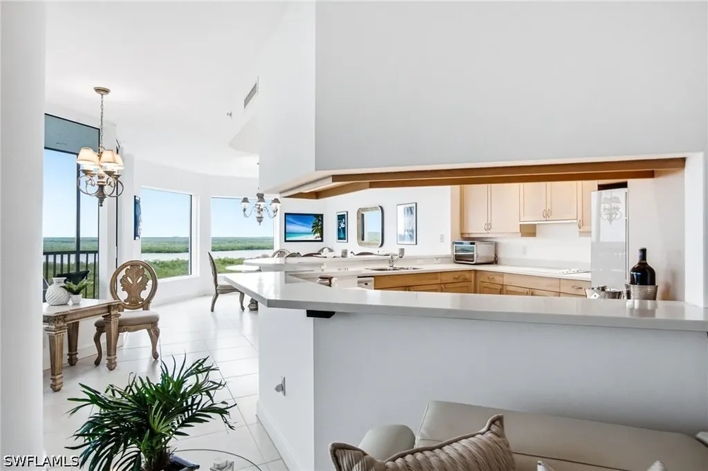 1060 Borghese Lane Naples FL 34114