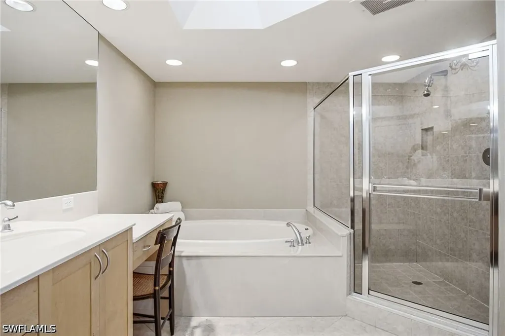 1060 Borghese Lane Naples FL 34114