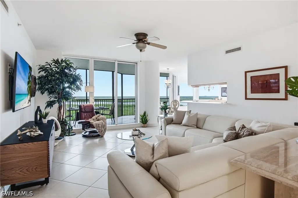 1060 Borghese Lane Naples FL 34114