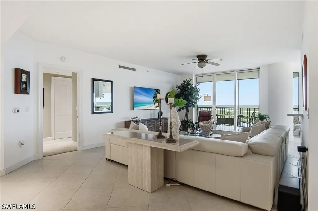 1060 Borghese Lane Naples FL 34114