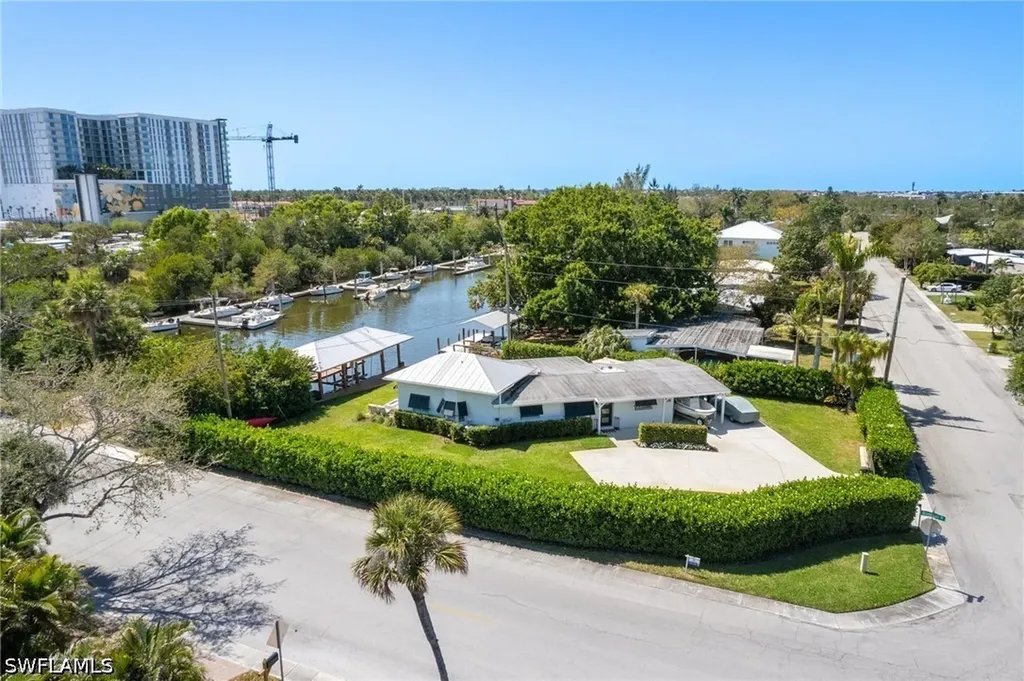 Naples FL, 2180 Harbor Lane