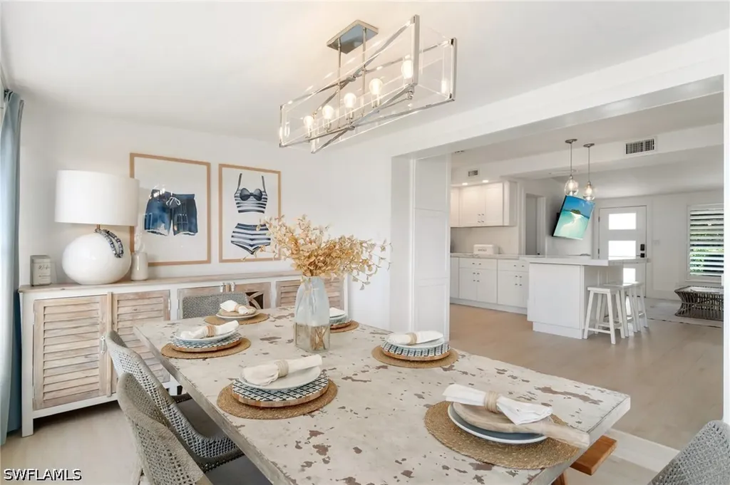 2180 Harbor Lane Naples FL 34104