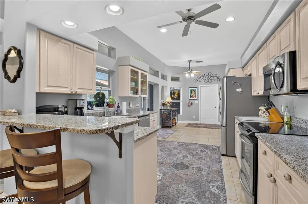 4139 NE 9th Avenue Cape Coral FL 33909