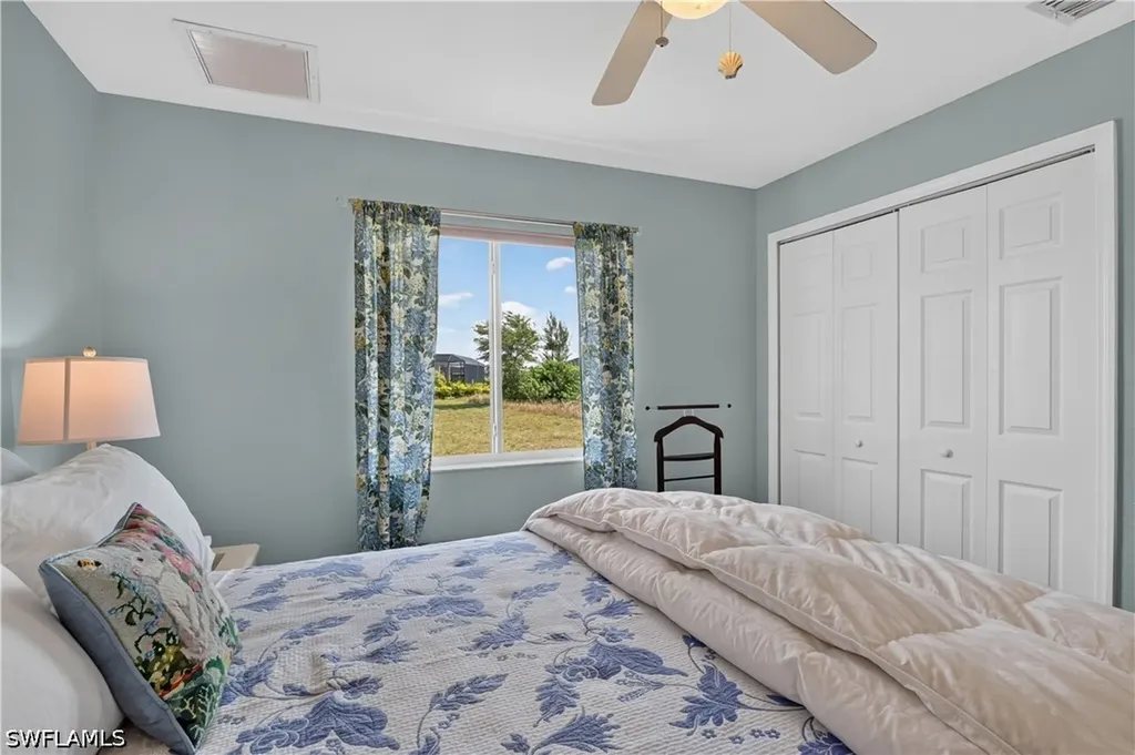4139 NE 9th Avenue Cape Coral FL 33909