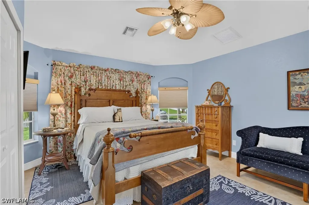 4139 NE 9th Avenue Cape Coral FL 33909