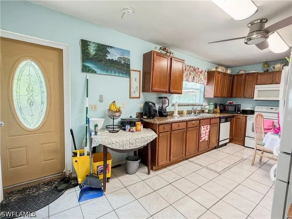4000 Outer Drive Naples FL 34112