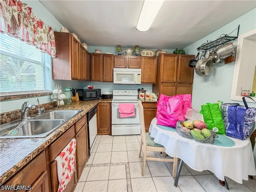 4000 Outer Drive Naples FL 34112