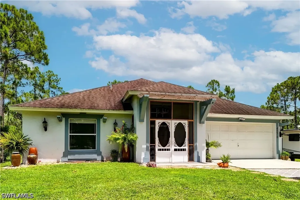 4570 16th Street NE Naples FL 34120