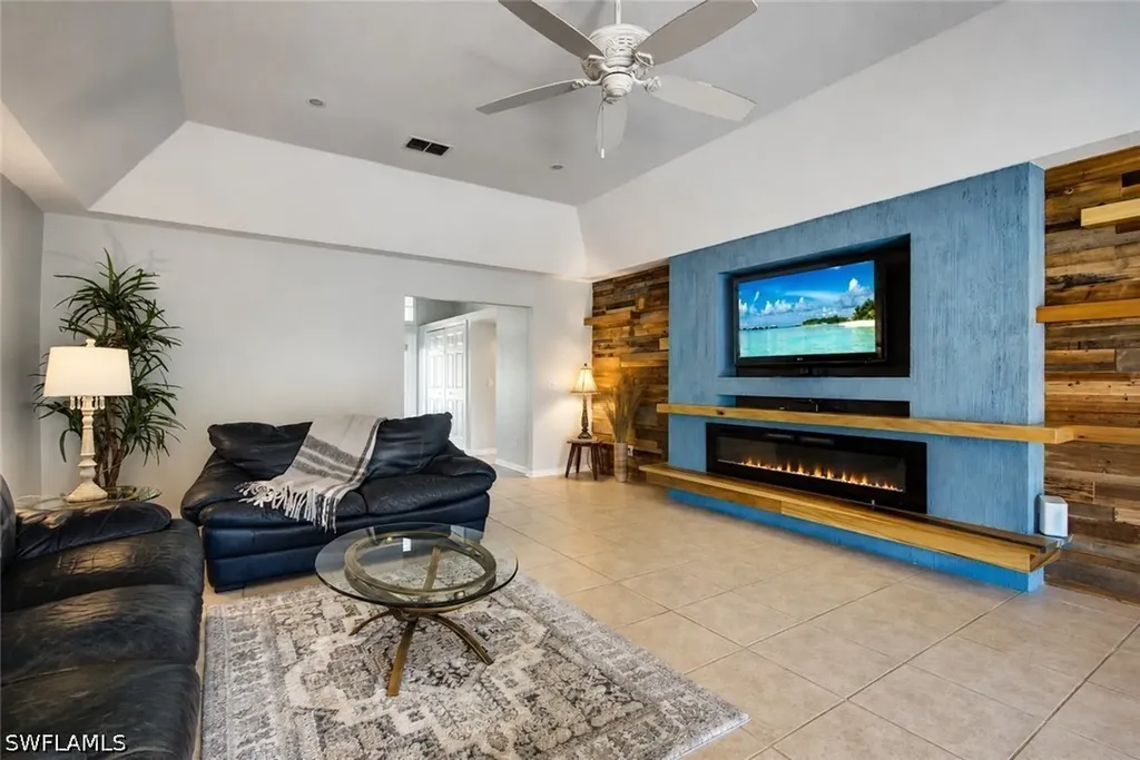 4570 16th Street NE Naples FL 34120