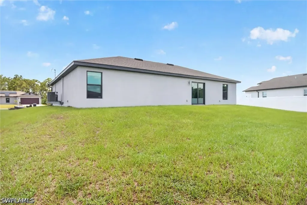 177 Blackstone Drive Fort Myers FL 33913