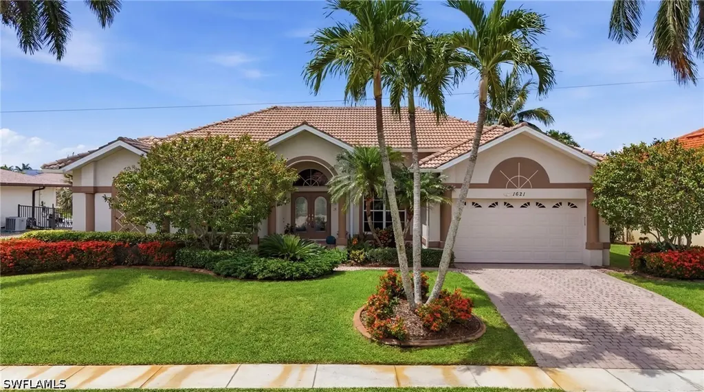 Marco Island FL, 1621 Almeria Court