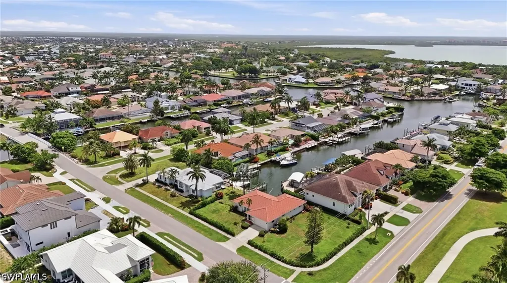 1621 Almeria Court Marco Island FL 34145