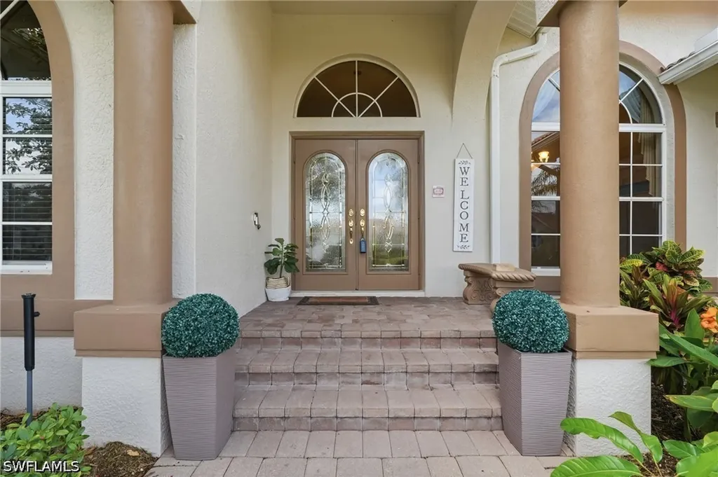 1621 Almeria Court Marco Island FL 34145