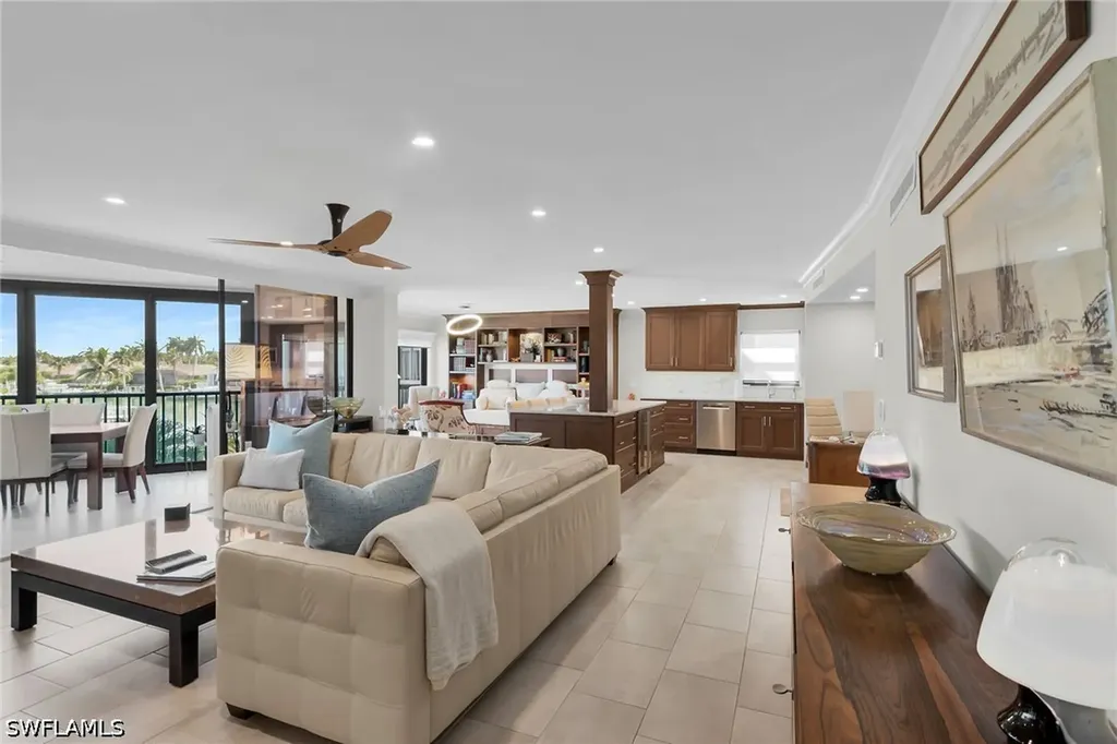 845 Collier Court Marco Island FL 34145