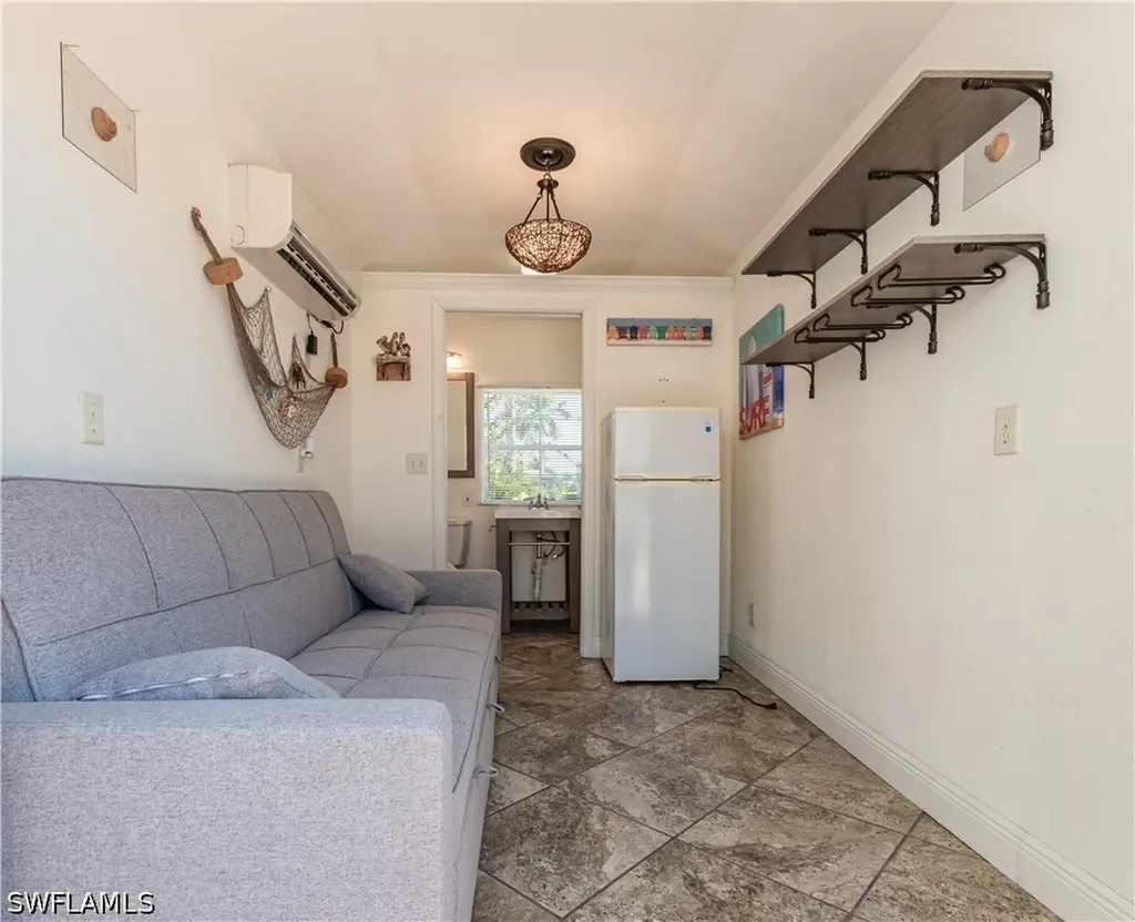 5216 Pineland Daisy Trail Fort Myers FL 33905