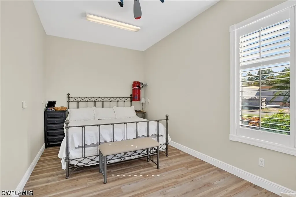 4060 Skyway Drive Naples FL 34112-2924