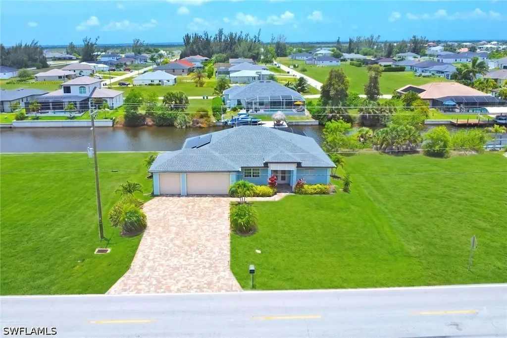 2422 Old Burnt Store Road N Cape Coral FL 33993